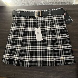 Y2k GUESS Plaid Black White Grey Pleated Mini Skirt w/ Belt Schoolgirl NWT 28”W